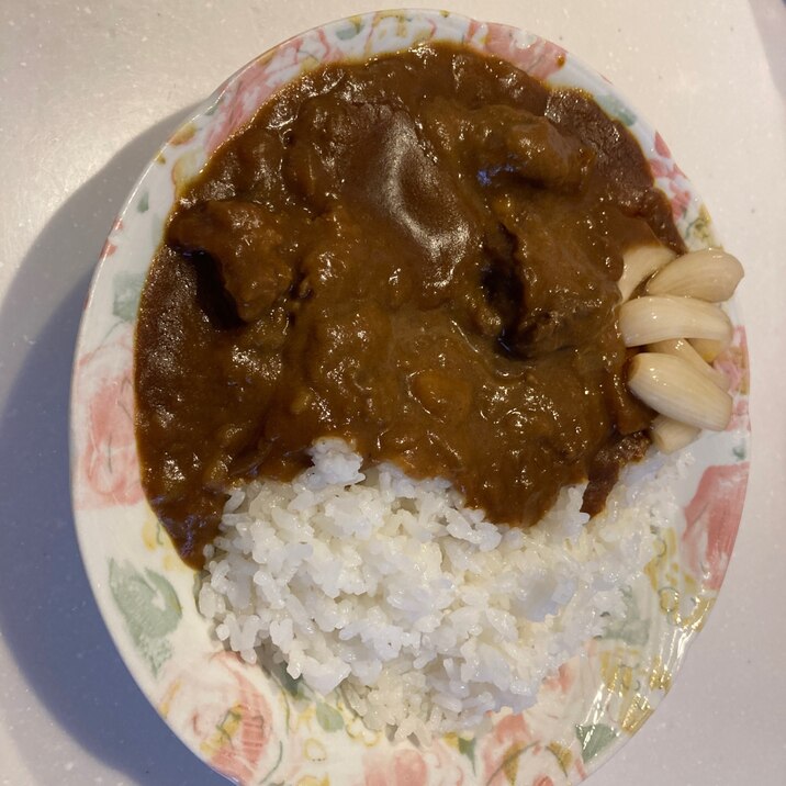 塩麹牛すじカレー! 隠し味にブルーベリージャム！